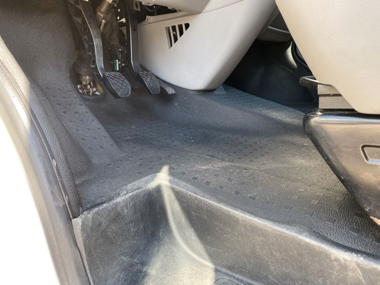 Kis furgon Volkswagen Transporter | IBAK Kanalrohr*PC-Setup*Klima*STHZ: 14 kép.