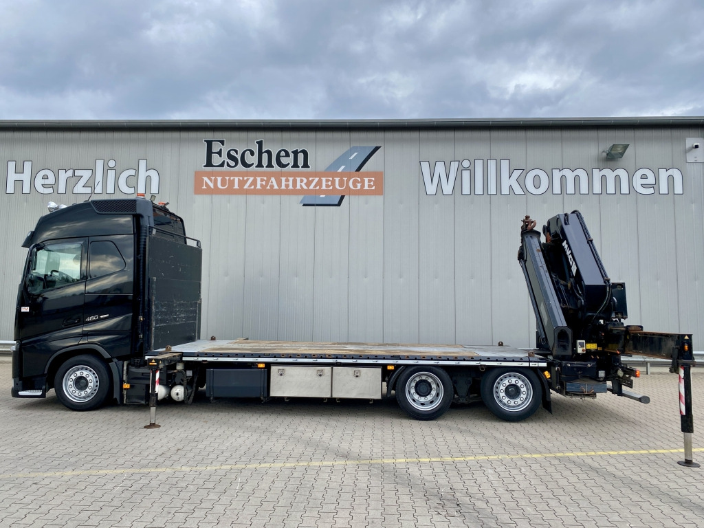 Volvo FH 460 / MKG HLK 531 HPa6 Kran - Platós teherautó, Darus autó: 2 kép. Volvo FH 460 / MKG HLK 531 HPa6 Kran - Platós teherautó, Darus autó: 2 kép.