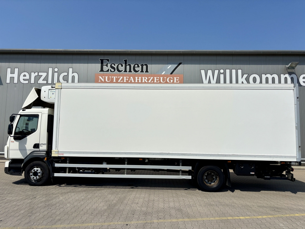 Volvo FL 250 / MBB-LBW - Hűtős teherautó: 2 kép. Volvo FL 250 / MBB-LBW - Hűtős teherautó: 2 kép.