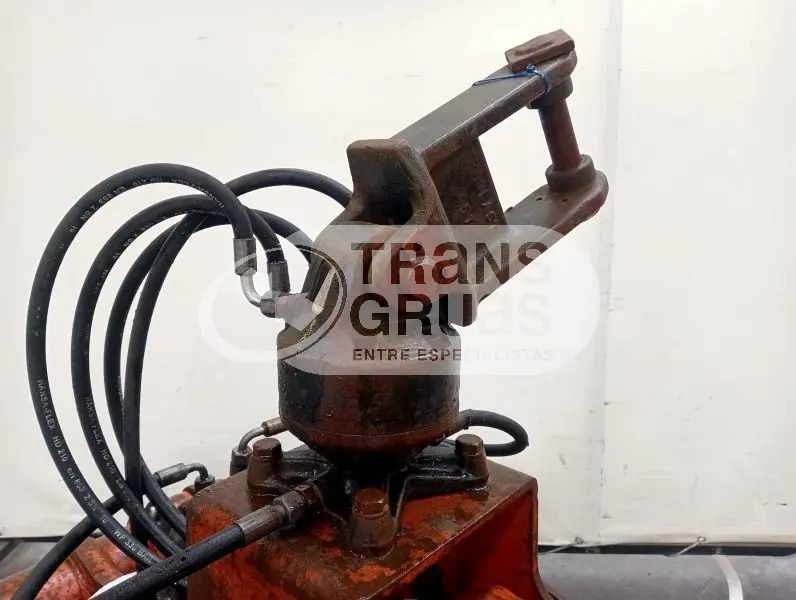 Bivalva Kinshofer 500 lt. - Csipegető kanál - Építőipari gépek: 3 kép. Bivalva Kinshofer 500 lt. - Csipegető kanál - Építőipari gépek: 3 kép.