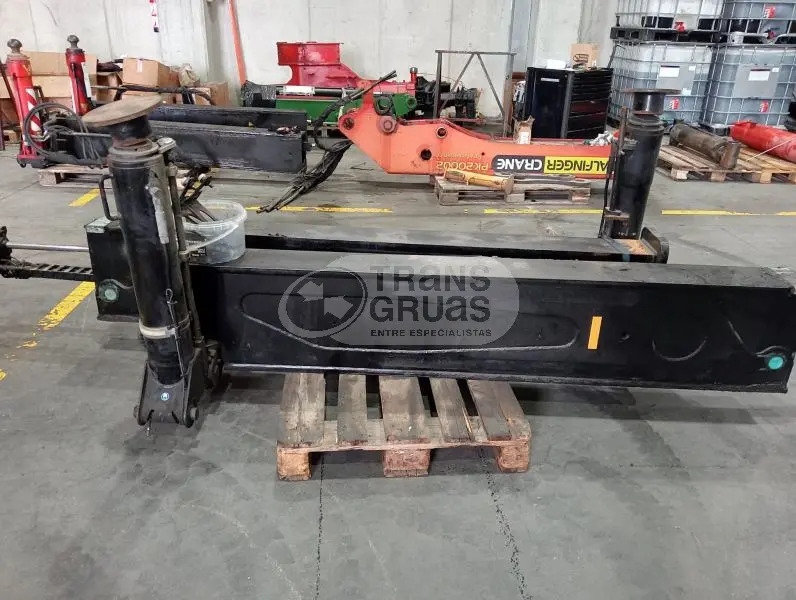 Cañas estabilizador grúa HMF 9520K - Rakodódaru: 4 kép. Cañas estabilizador grúa HMF 9520K - Rakodódaru: 4 kép.