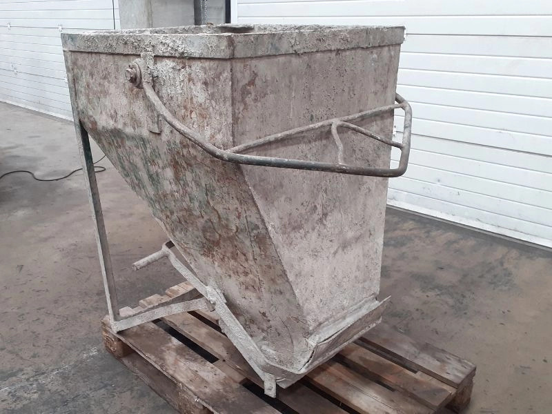 Cubilote hormigón 250 lt. - Betonipari gép: 1 kép. Cubilote hormigón 250 lt. - Betonipari gép: 1 kép.