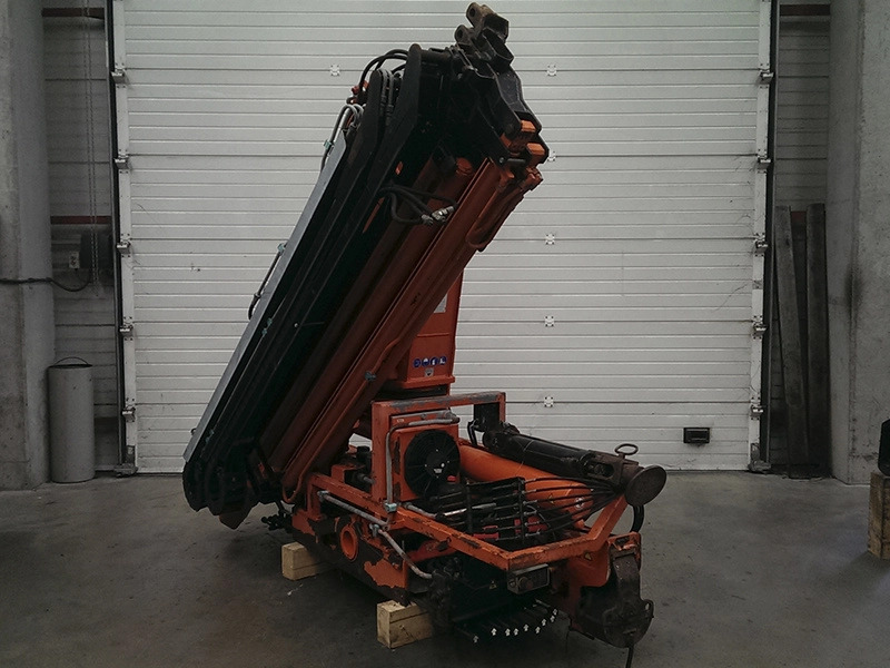 Grúa Atlas 145.2 A4 - Rakodódaru - Teherautó: 1 kép. Grúa Atlas 145.2 A4 - Rakodódaru - Teherautó: 1 kép.