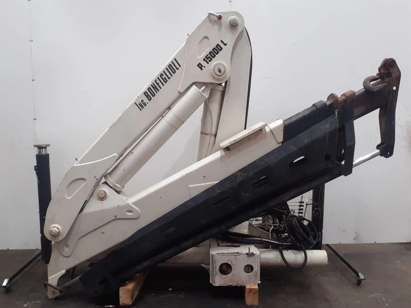 Grúa Bonfiglioli P15000L - Rakodódaru - Teherautó: 5 kép. Grúa Bonfiglioli P15000L - Rakodódaru - Teherautó: 5 kép.