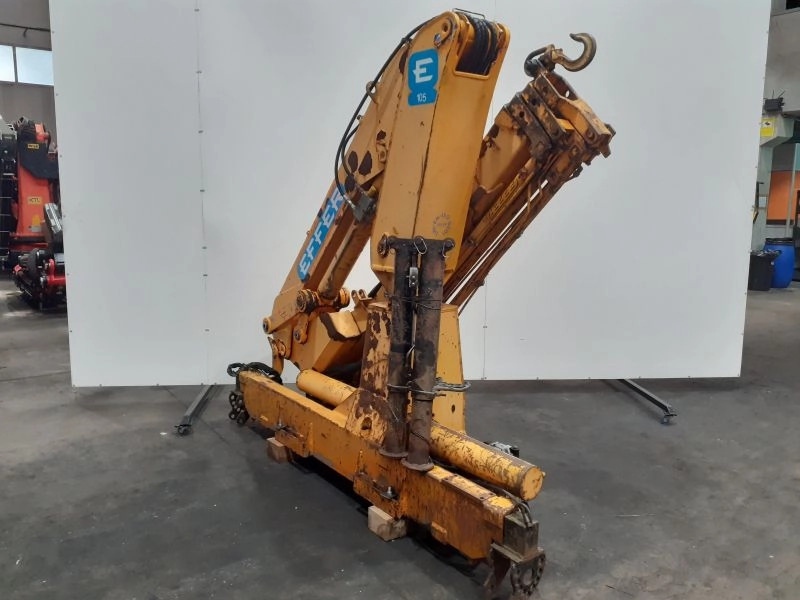 Grúa Effer 105-3s - Rakodódaru - Teherautó: 4 kép. Grúa Effer 105-3s - Rakodódaru - Teherautó: 4 kép.