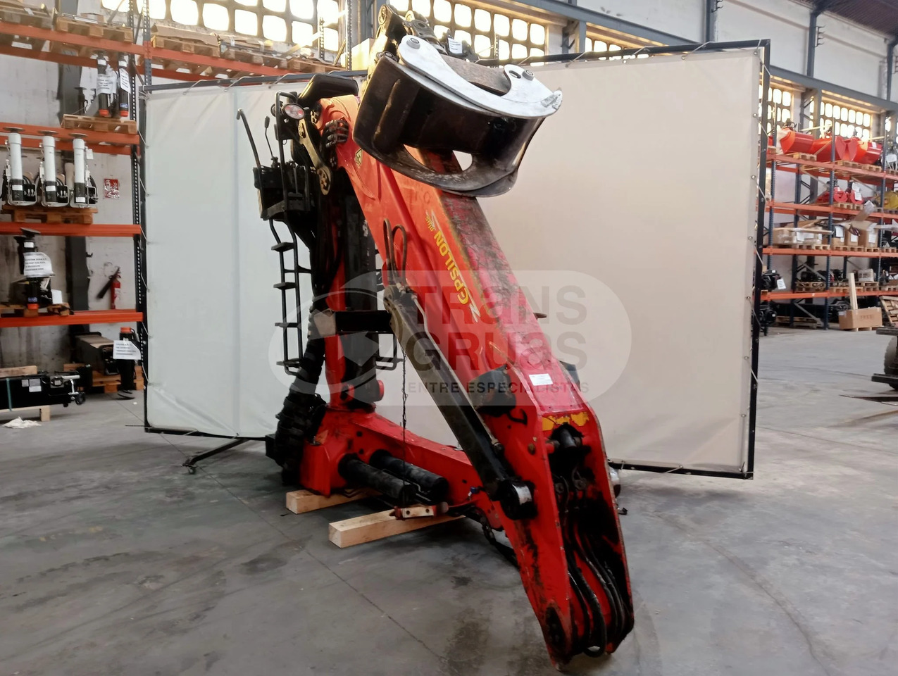 Grúa Epsilon Q170Z96 - Rakodódaru - Teherautó: 4 kép. Grúa Epsilon Q170Z96 - Rakodódaru - Teherautó: 4 kép.