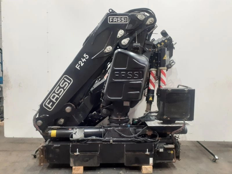 Grúa FASSI F245A.2.25 E- DYNAMIC - Rakodódaru - Teherautó: 1 kép. Grúa FASSI F245A.2.25 E- DYNAMIC - Rakodódaru - Teherautó: 1 kép.