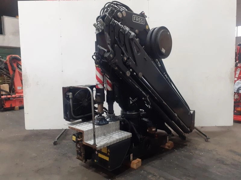 Grúa FASSI F245A.2.25 E- DYNAMIC - Rakodódaru - Teherautó: 4 kép. Grúa FASSI F245A.2.25 E- DYNAMIC - Rakodódaru - Teherautó: 4 kép.