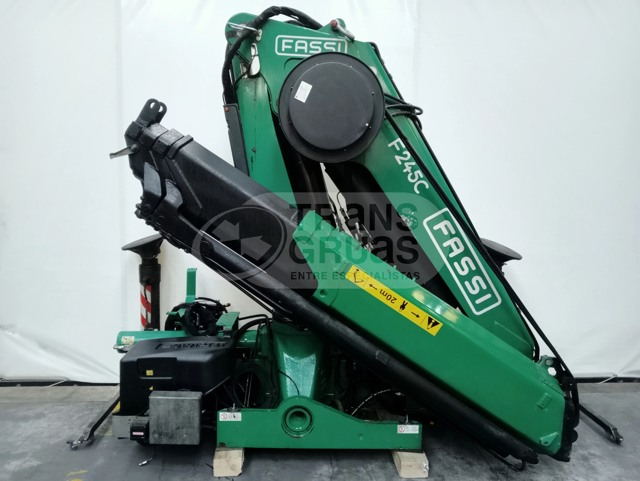 Grúa Fassi F245AC.0.24 E-ACTIVE - Rakodódaru - Teherautó: 4 kép. Grúa Fassi F245AC.0.24 E-ACTIVE - Rakodódaru - Teherautó: 4 kép.