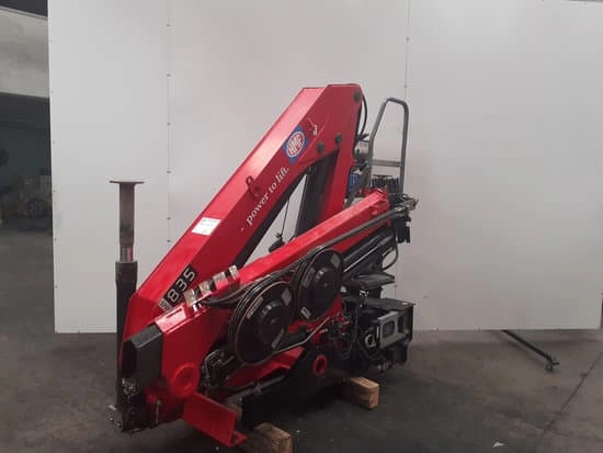 Grúa HMF 835 K3 - Rakodódaru - Teherautó: 5 kép. Grúa HMF 835 K3 - Rakodódaru - Teherautó: 5 kép.