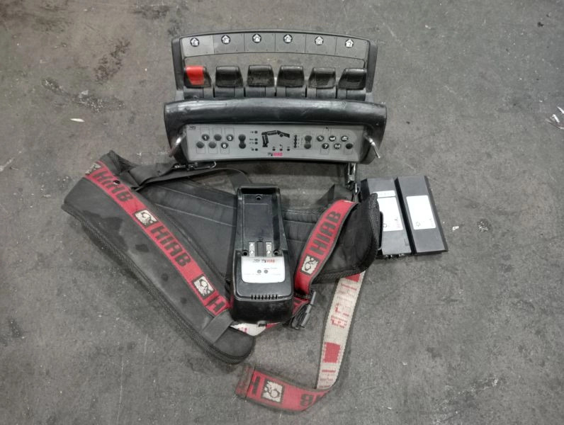 Grúa Hiab 077 B-2 HIDUO - Rakodódaru - Teherautó: 3 kép. Grúa Hiab 077 B-2 HIDUO - Rakodódaru - Teherautó: 3 kép.