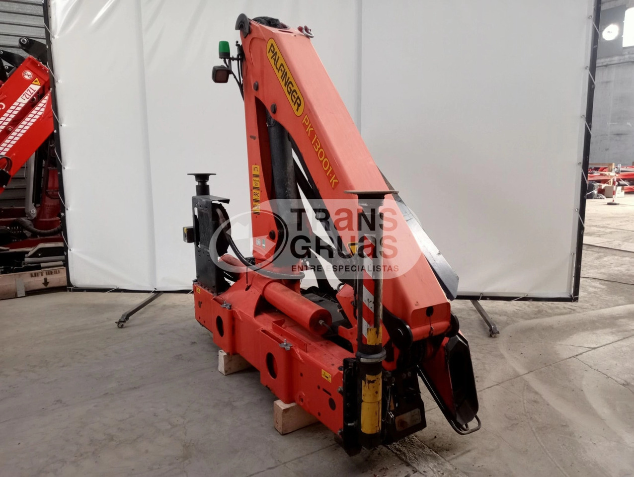 Grúa Palfinger PK 13001-K - Rakodódaru - Teherautó: 2 kép. Grúa Palfinger PK 13001-K - Rakodódaru - Teherautó: 2 kép.