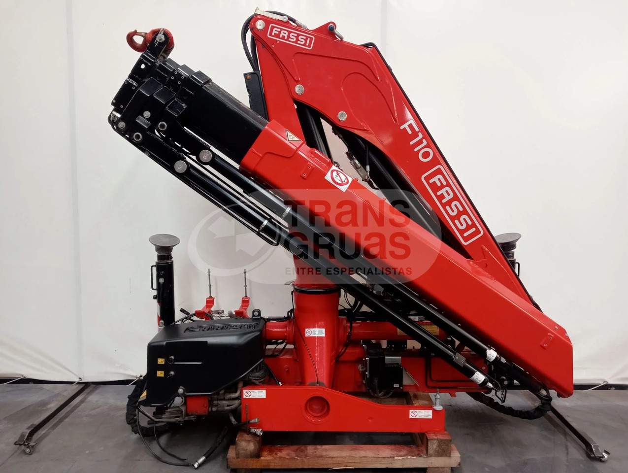 Grúa hidráulica Fassi F110B.0.24 E-ACTIVE - Rakodódaru: 3 kép. Grúa hidráulica Fassi F110B.0.24 E-ACTIVE - Rakodódaru: 3 kép.