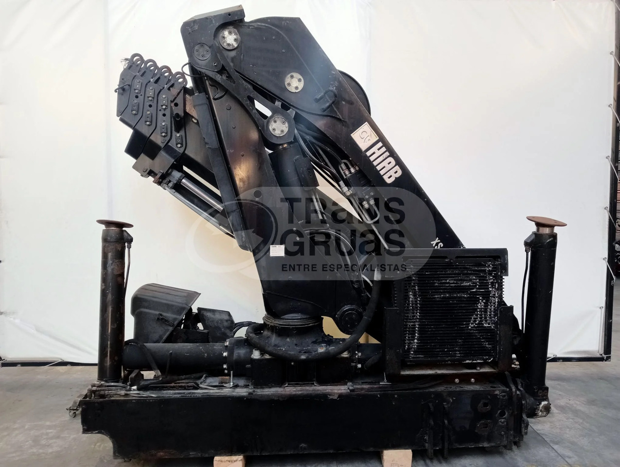 Grúa hidráulica HIAB 244EP-5 HIPRO - Rakodódaru: 3 kép. Grúa hidráulica HIAB 244EP-5 HIPRO - Rakodódaru: 3 kép.