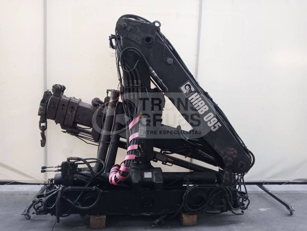 Grúa hidráulica Hiab 095-3 - Rakodódaru: 1 kép. Grúa hidráulica Hiab 095-3 - Rakodódaru: 1 kép.