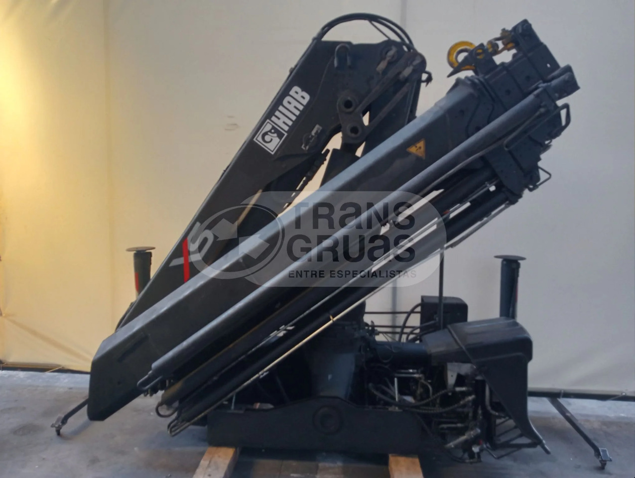 Grúa hidráulica Hiab 166 E-5 HIPRO - Rakodódaru: 2 kép. Grúa hidráulica Hiab 166 E-5 HIPRO - Rakodódaru: 2 kép.