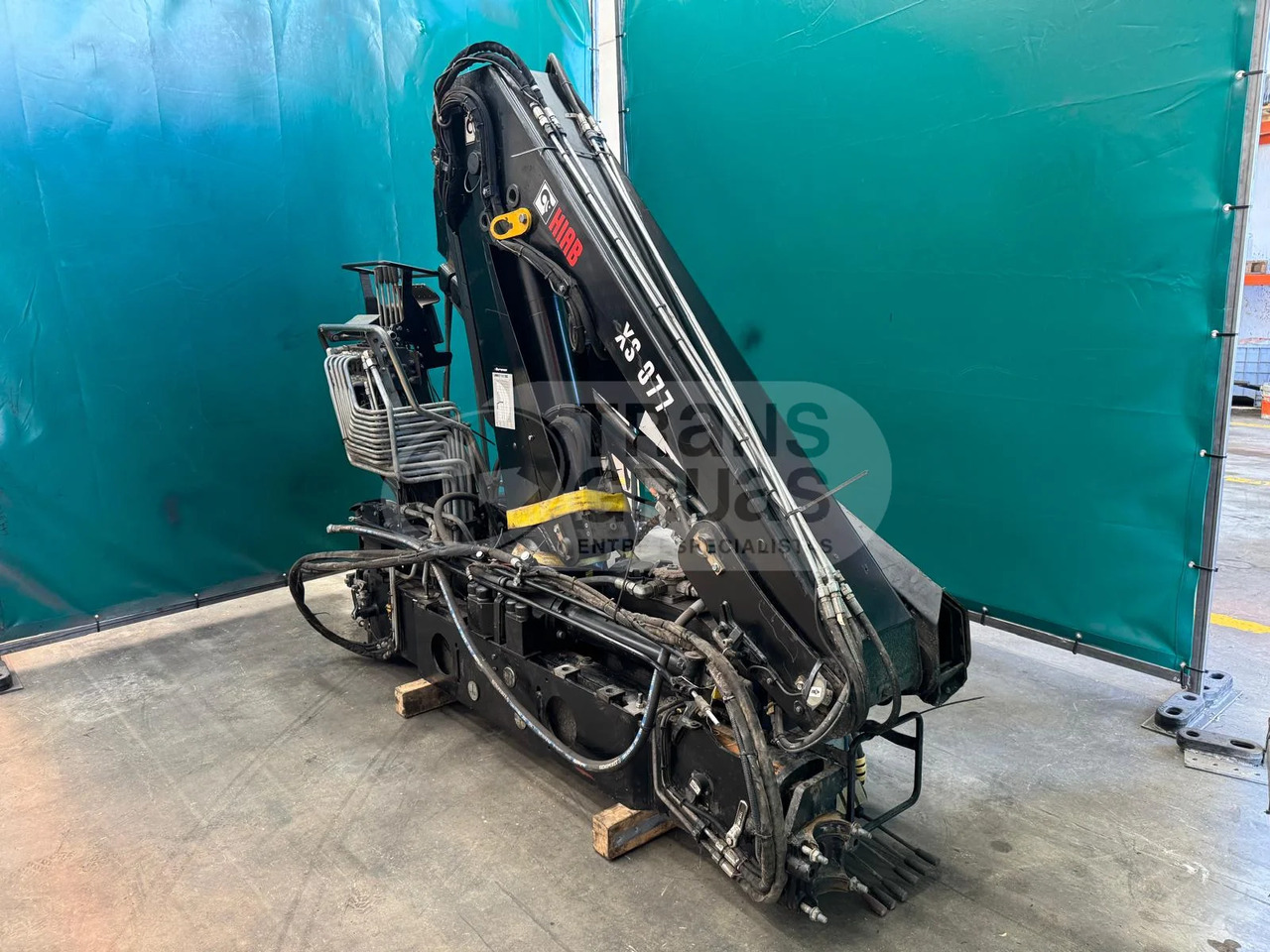 Grúa hidráulica Hiab B-2 Duo - Rakodódaru: 3 kép. Grúa hidráulica Hiab B-2 Duo - Rakodódaru: 3 kép.