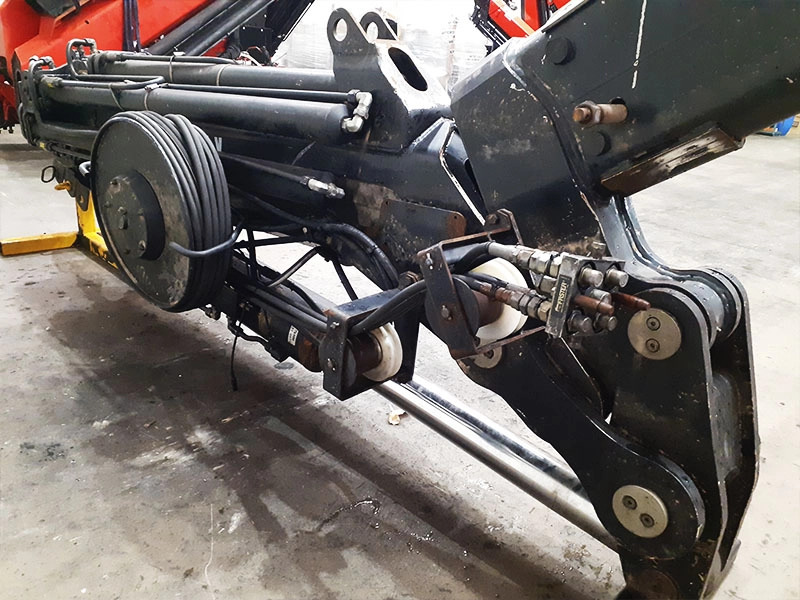Jib Hiab 165-X4 para grúa - Rakodódaru - Teherautó: 1 kép. Jib Hiab 165-X4 para grúa - Rakodódaru - Teherautó: 1 kép.