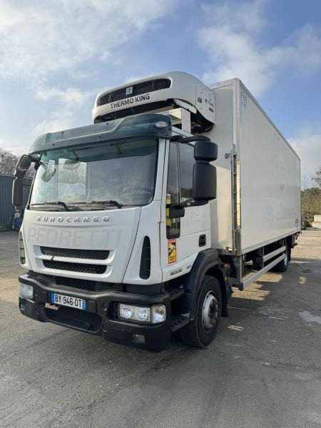 Iveco Eurocargo 160E30 - Hűtős teherautó: 1 kép. Iveco Eurocargo 160E30 - Hűtős teherautó: 1 kép.