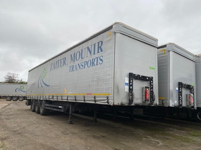 Kögel - Ponyvás félpótkocsi: 1 kép. Kögel - Ponyvás félpótkocsi: 1 kép.