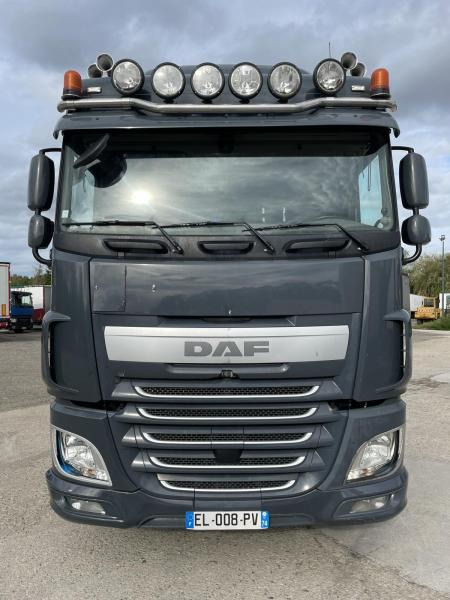 DAF XF 510 - Nyergesvontató: 3 kép. DAF XF 510 - Nyergesvontató: 3 kép.