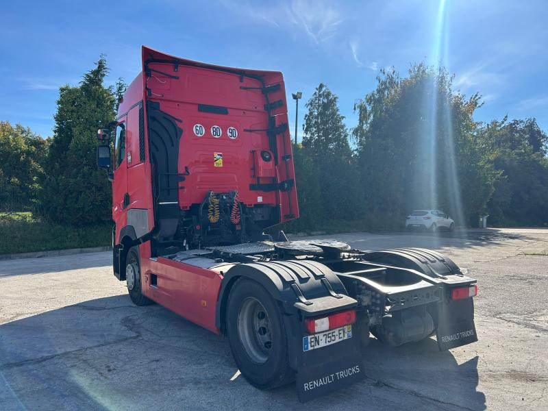 Renault T-Series 480 - Nyergesvontató: 3 kép. Renault T-Series 480 - Nyergesvontató: 3 kép.