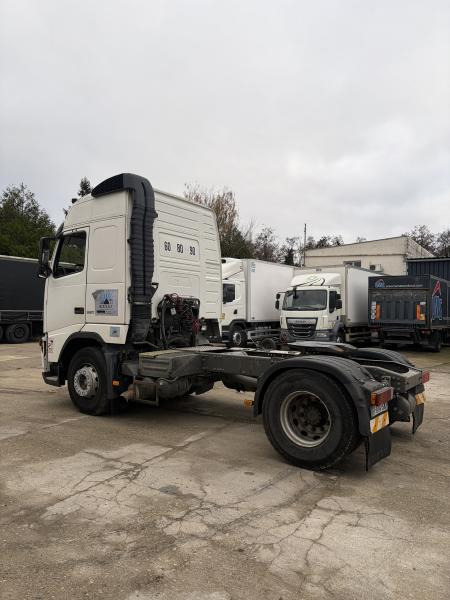 Volvo FH12 380 - Nyergesvontató: 5 kép. Volvo FH12 380 - Nyergesvontató: 5 kép.