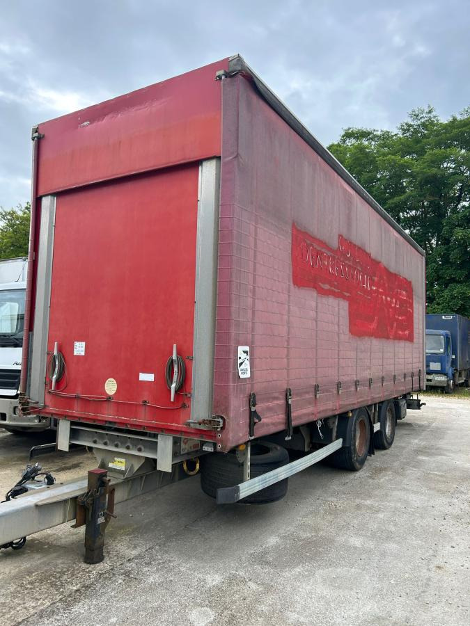 Samro - Ponyvás pótkocsi: 2 kép. Samro - Ponyvás pótkocsi: 2 kép.