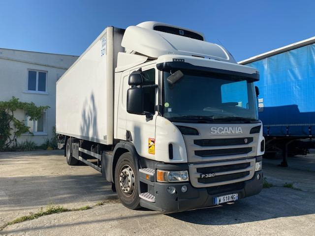 Scania 320 - Hűtős teherautó: 1 kép. Scania 320 - Hűtős teherautó: 1 kép.