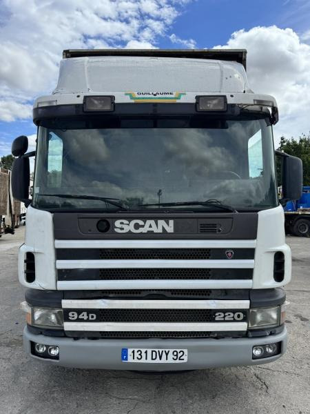 Scania 94 D220 - Ponyvás teherautó: 3 kép. Scania 94 D220 - Ponyvás teherautó: 3 kép.