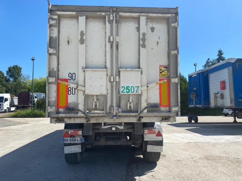 Stas - Félpótkocsi billenőplatós: 5 kép. Stas - Félpótkocsi billenőplatós: 5 kép.