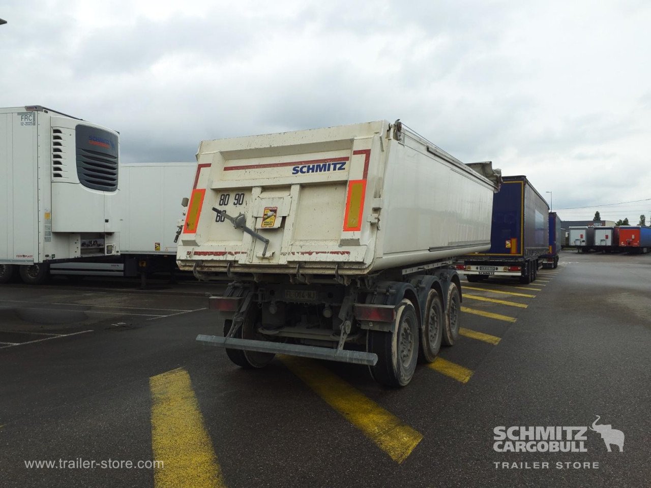 Félpótkocsi billenőplatós SCHMITZ Tipper Alu-square sided body 27m³: 7 kép.