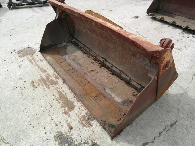 Atlas - Rakodókanál: 1 kép. Atlas - Rakodókanál: 1 kép.