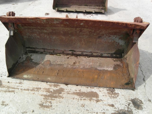 Atlas - Rakodókanál: 5 kép. Atlas - Rakodókanál: 5 kép.