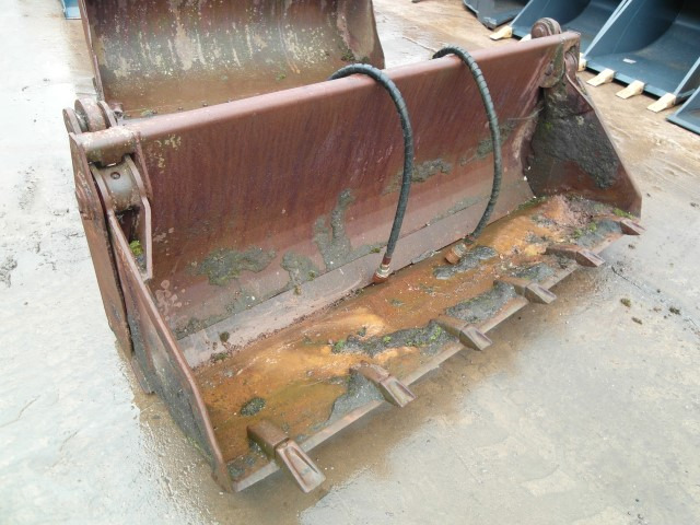 Atlas - Rakodókanál: 2 kép. Atlas - Rakodókanál: 2 kép.