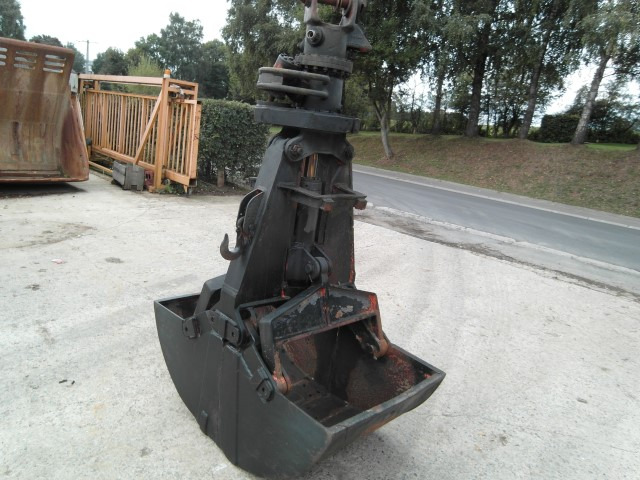 Atlas E 39 - Csipegető kanál: 4 kép. Atlas E 39 - Csipegető kanál: 4 kép.