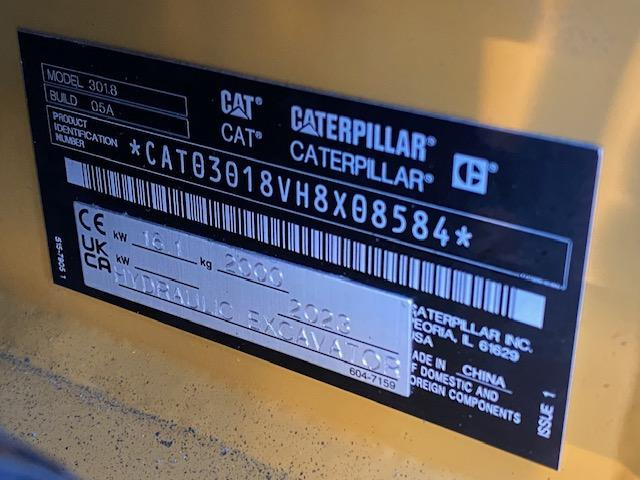 Cat 301.8 - Minikotró: 5 kép. Cat 301.8 - Minikotró: 5 kép.