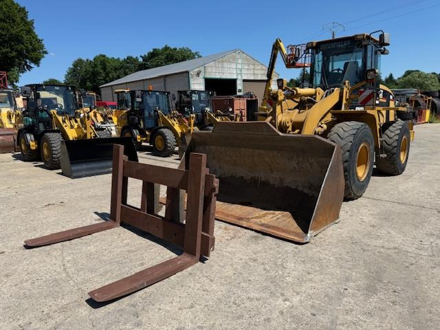 Cat 938 G - Gumikerekes homlokrakodó: 1 kép. Cat 938 G - Gumikerekes homlokrakodó: 1 kép.