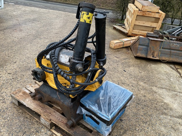 Engcon EC 20 - CW30EC - SS9SQ - Ohne TOP Parts - Tiltrotátor: 2 kép. Engcon EC 20 - CW30EC - SS9SQ - Ohne TOP Parts - Tiltrotátor: 2 kép.