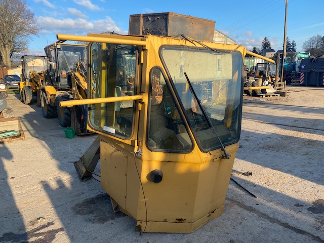 Kabine CAT 992 C - 42X - Fülke és belső tér - Építőipari gépek: 2 kép. Kabine CAT 992 C - 42X - Fülke és belső tér - Építőipari gépek: 2 kép.