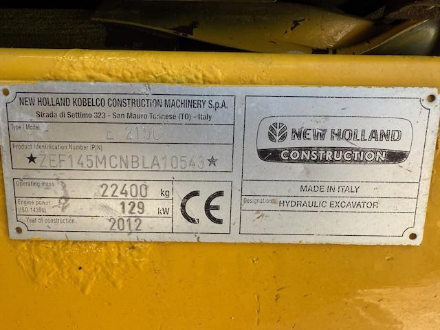 New Holland Kobelco E 215 C - Lánctalpas kotró: 5 kép. New Holland Kobelco E 215 C - Lánctalpas kotró: 5 kép.