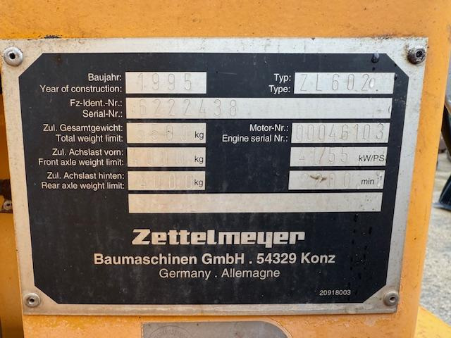 Zettelmeyer ZL 602 - Gumikerekes homlokrakodó: 5 kép. Zettelmeyer ZL 602 - Gumikerekes homlokrakodó: 5 kép.