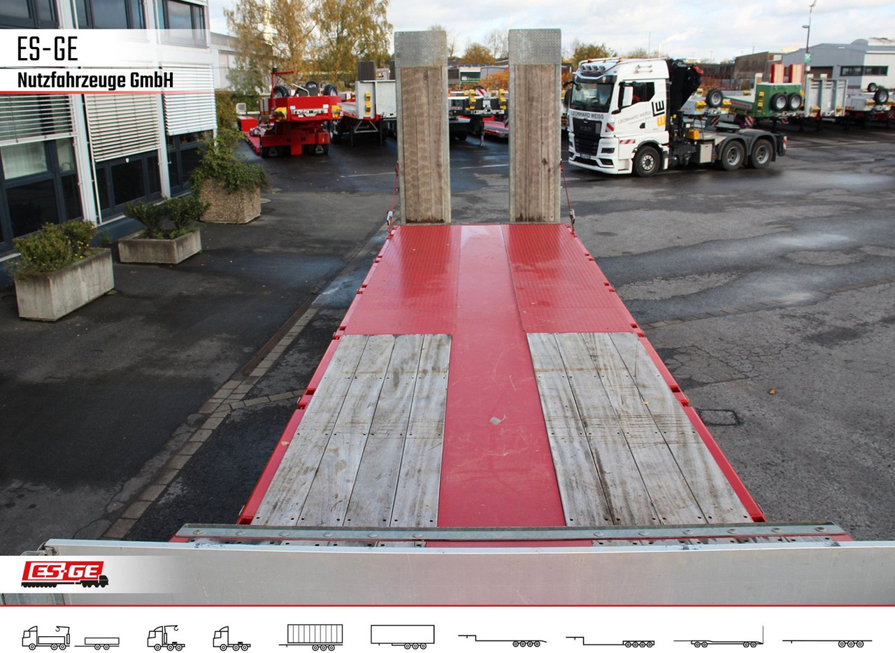 Faymonville MAX Trailer MAX100 Semi-Tieflader 1tlg. Rampen - Félpótkocsi mélybölcsős: 4 kép. Faymonville MAX Trailer MAX100 Semi-Tieflader 1tlg. Rampen - Félpótkocsi mélybölcsős: 4 kép.