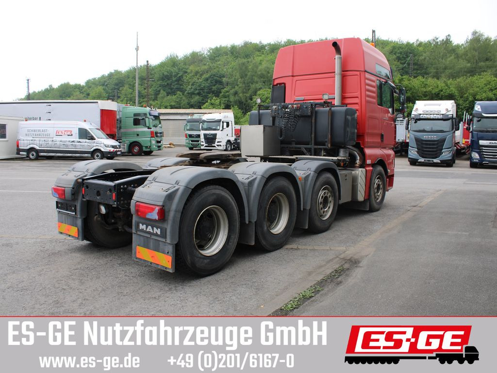 MAN TGA 41.540 8x4/4 BBS - Nyergesvontató: 4 kép. MAN TGA 41.540 8x4/4 BBS - Nyergesvontató: 4 kép.