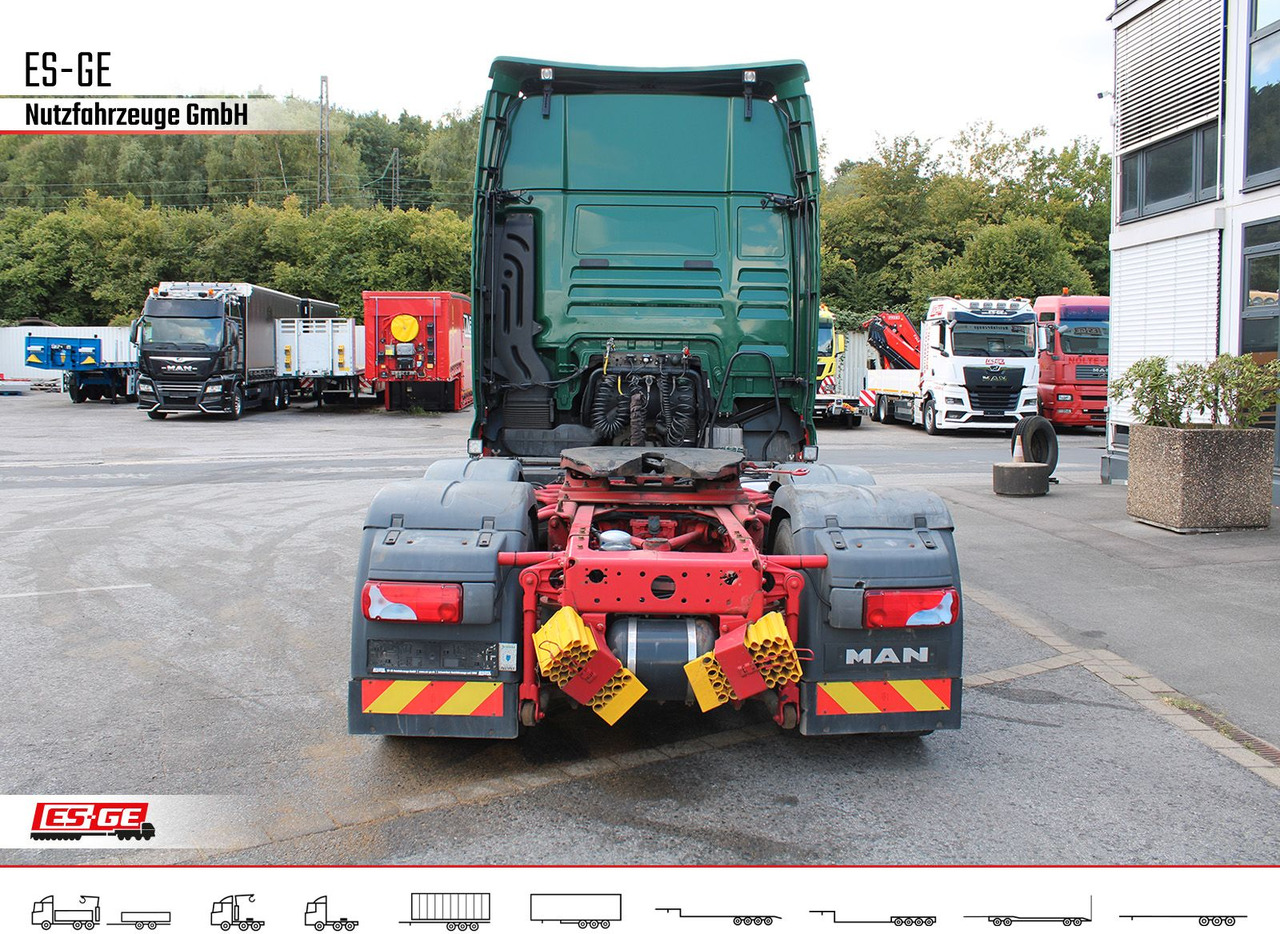 MAN TGX 26.540 6X2 BLS mit Hydrodrive - Nyergesvontató: 4 kép. MAN TGX 26.540 6X2 BLS mit Hydrodrive - Nyergesvontató: 4 kép.