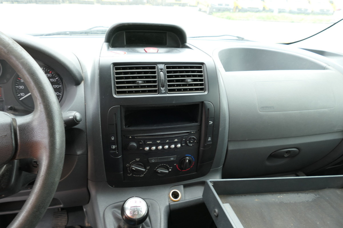 Kis furgon FIAT Scudo 12 L2H1 COC: 8 kép.