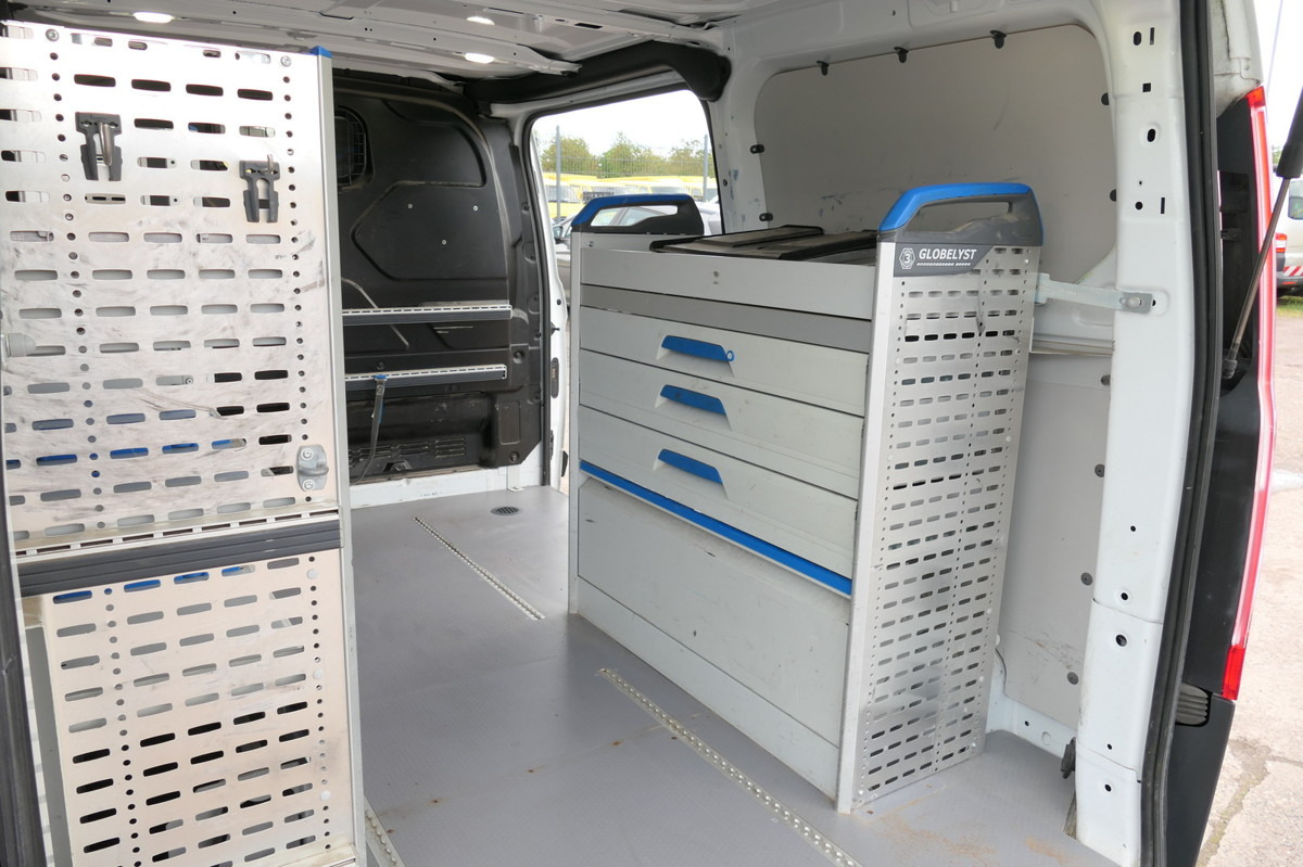 Kis furgon FORD Transit Custom 2,2l TDCI L1H1 KLIMA SORTIMO CoC: 9 kép.