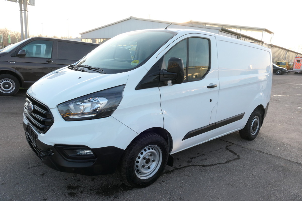 FORD Transit Custom 280 TDCI L1H1 COC KLIMA - Kis furgon: 2 kép. FORD Transit Custom 280 TDCI L1H1 COC KLIMA - Kis furgon: 2 kép.
