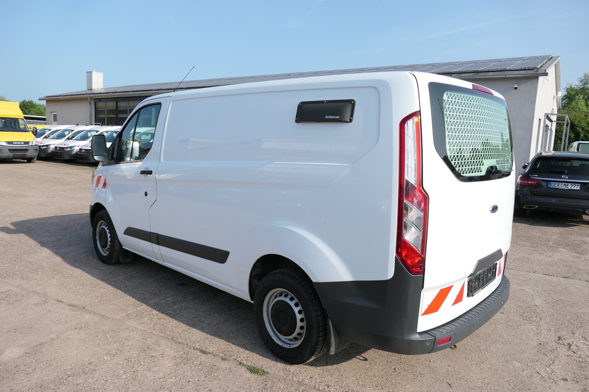 FORD Transit Custom 290 2.0 TDCi KLIMA WERKSTATTEINBA - Kis furgon: 5 kép. FORD Transit Custom 290 2.0 TDCi KLIMA WERKSTATTEINBA - Kis furgon: 5 kép.