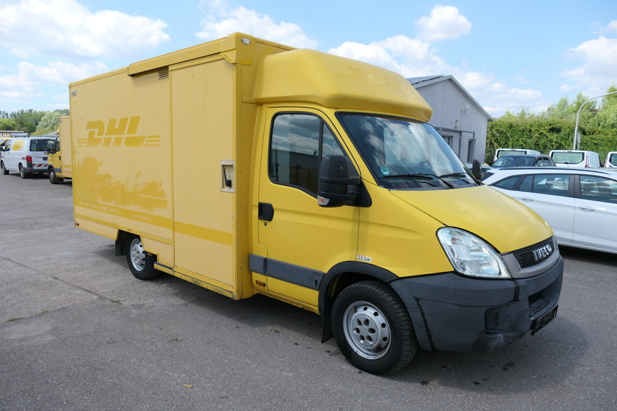 IVECO Daily 35 S11 C30C AUTOMATIK KAMERA MAXI Regale D - Dobozos kisteherautó: 2 kép. IVECO Daily 35 S11 C30C AUTOMATIK KAMERA MAXI Regale D - Dobozos kisteherautó: 2 kép.